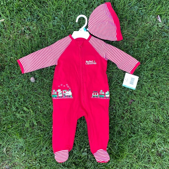 NWT Little Me Baby Boy's 2-Piece Striped Train Footie & Beanie Set (6 Months) - Picture 3 of 6